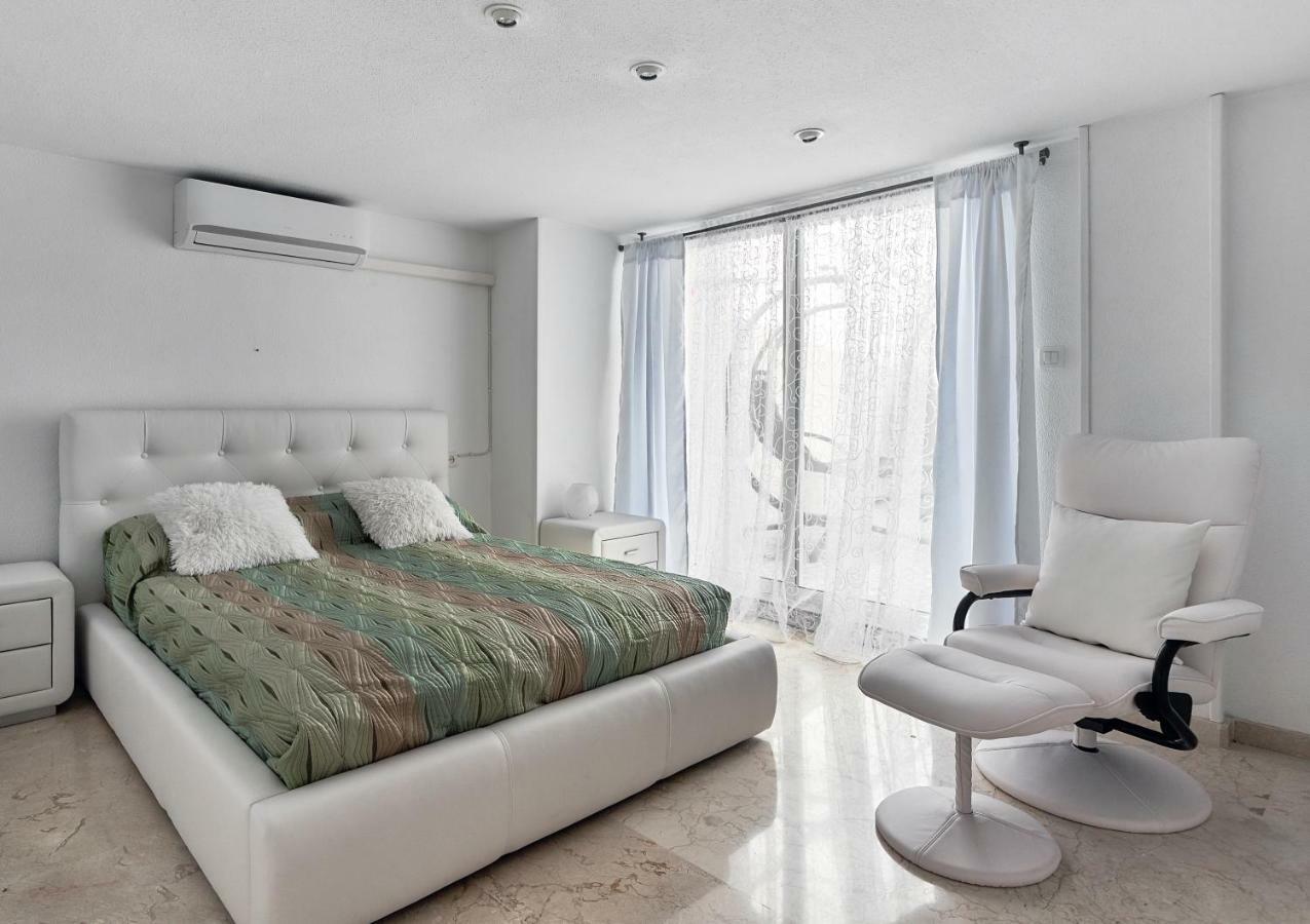 Lenas Apartments Radio Murcia Torrevieja Luaran gambar